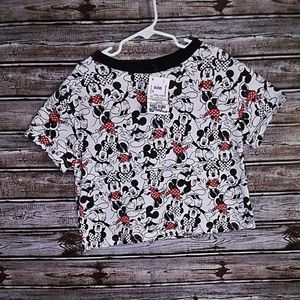 DISNEY MICKEY AND MINNIE MOUSE T-SHIRT
